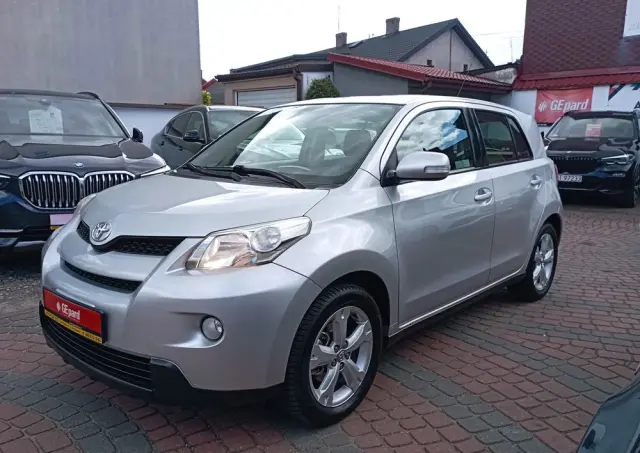 TOYOTA Urban Cruiser 1.33 Sol