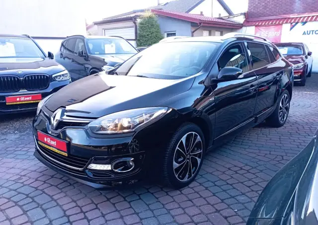 RENAULT Megane 1.2 16V TCe Bose EDC
